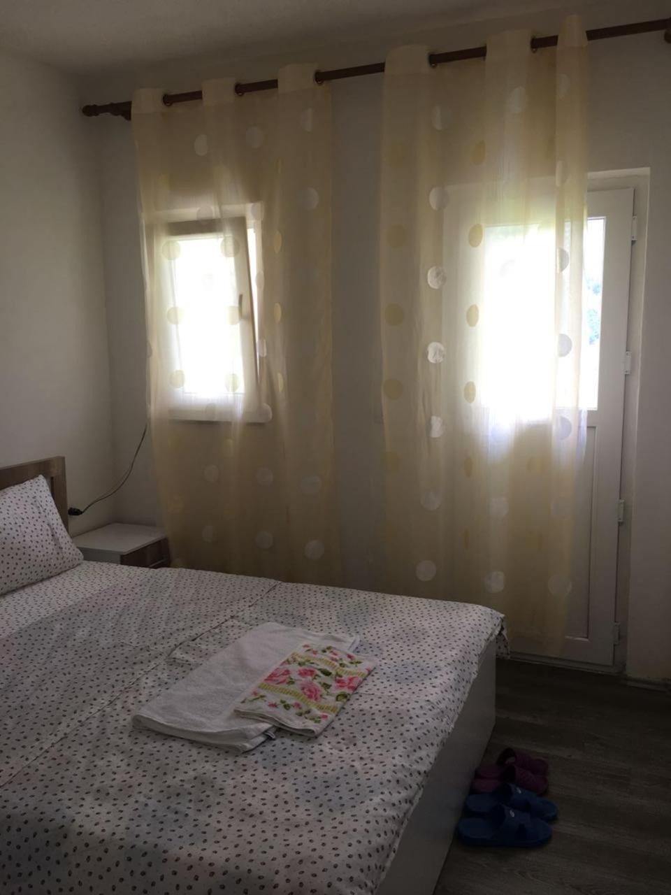 Guesthouse Skender Selimaj Valbona Exteriör bild